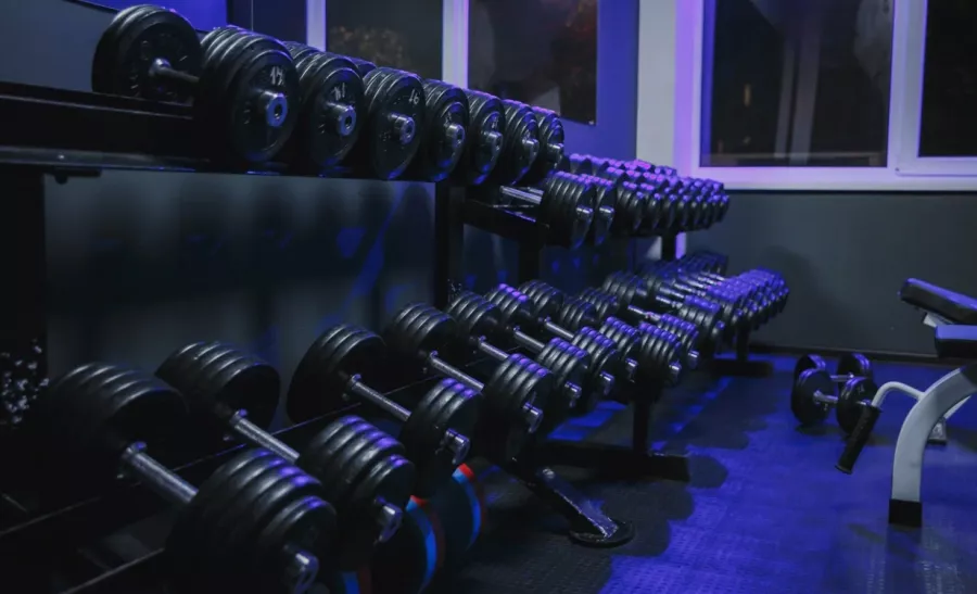 Фитнес центр Mix Fit в Адлере: Сауна, Групповые занятия, Персональные тренировки, Тренажерный зал, Аэробика, Пилатес, Йога, Стрип данс, Стретчинг, Массаж, Боевые искусства,