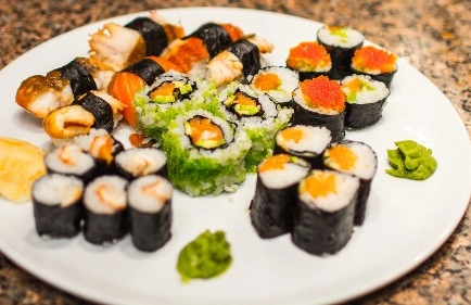 Доставка еды Суши едут в Адлере: Кавказская кухня, Паназиатская кухня, Итальянская кухня, Пицца, Доставка, Бергерная,