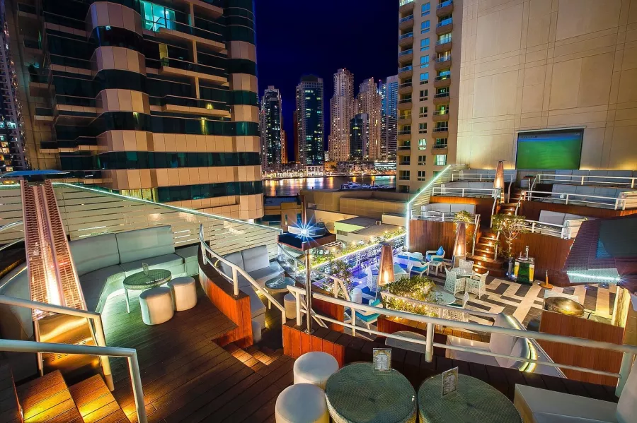 Отель Marina Byblos Hotel 4* в Дубаи: Современные номера , Спа-комплекс, Фитнес, Конференц-зал, Открытый бассейн , Бар ,