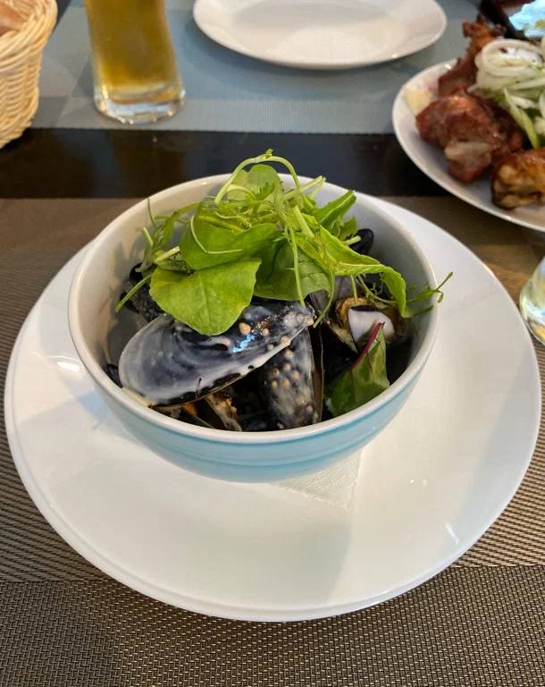 Кафе Жемчуг  в Анапе: Еда, Можно с животными, Шашлык, Летняя терраса,