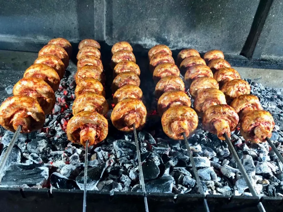 Кафе Мясная ярмарка в Анапе: Шашлычная, Армянская кухня, Доставка, Кавказская кухня,
