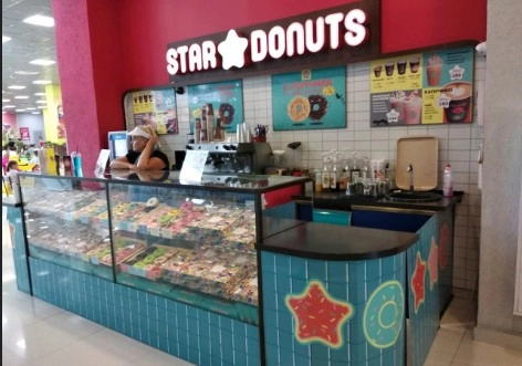 Кофейня Star Donuts в Адлере: Кофе на вынос, Доставка пончиков, Свежая выпечка, Прохладные напитки,