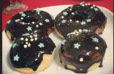 Кофейня Star Donuts в Адлере: Кофе на вынос, Доставка пончиков, Свежая выпечка, Прохладные напитки,
