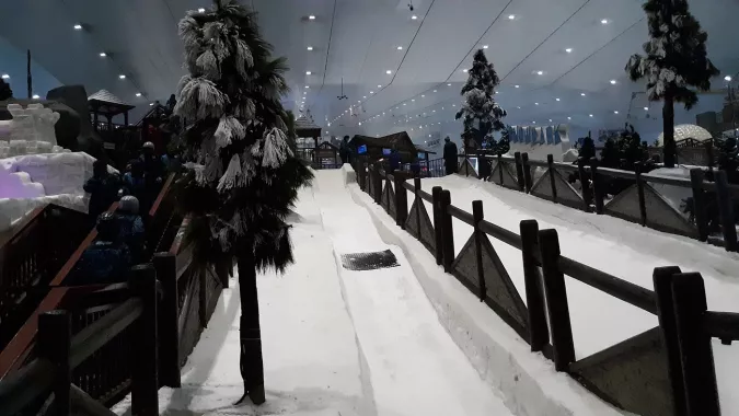Горнолыжный комплекс "Ski Dubai"