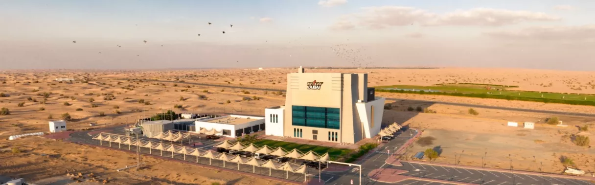 Парашютный центр "Skydive Dubai"