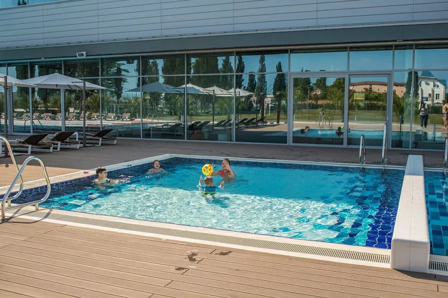 Фитнес-клуб Sport Inn в Адлере: Волейбол, Бассейн, Сауна, Футбол, Спорт,
