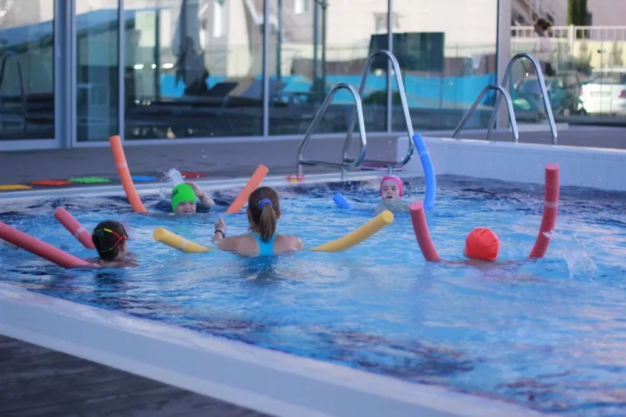 Фитнес-клуб Sport Inn в Адлере: Волейбол, Бассейн, Сауна, Футбол, Спорт,