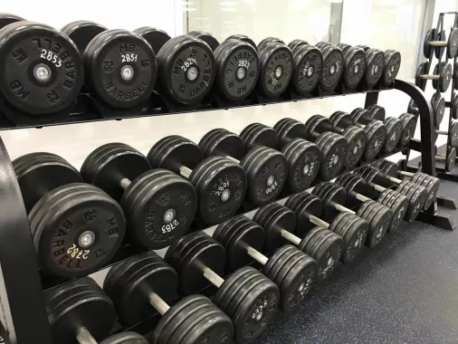 Фитнес-центр "ICEBERG GYM".