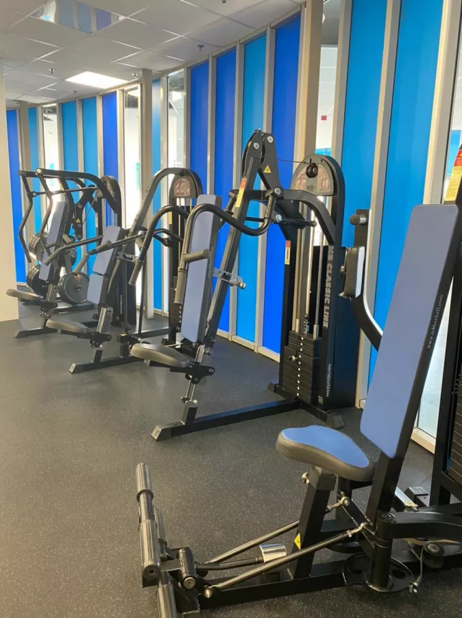 Фитнес-центр ICEBERG GYM в Адлере: Боевые искусства, Массаж, Тренер, Спорт,