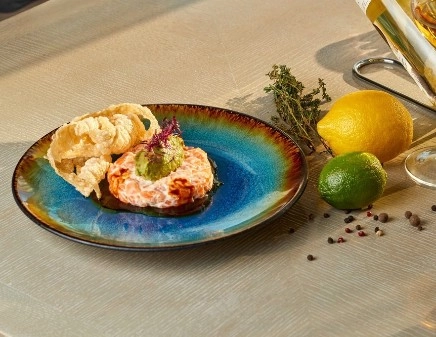 Ресторан НаВолне в Адлере: Еда, Шашлык, Русская кухня, Восточная кухня, Паназиатская кухня, Банкетный зал, Терраса, Кофе,