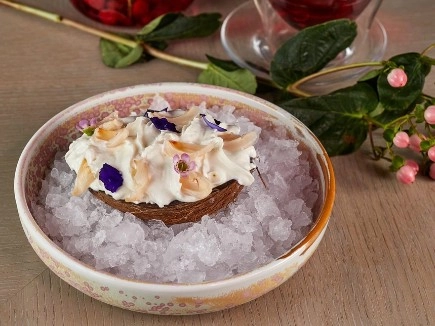 Ресторан НаВолне в Адлере: Еда, Шашлык, Русская кухня, Восточная кухня, Паназиатская кухня, Банкетный зал, Терраса, Кофе,