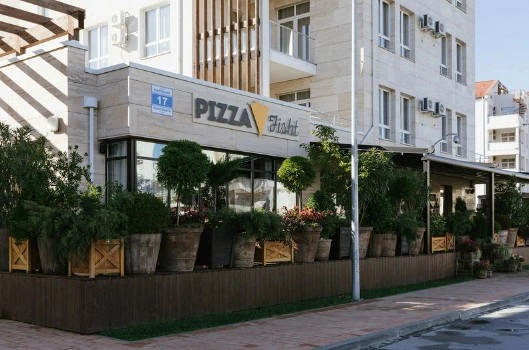 Ресторан Pizza Fisht в Адлере: Еда, Европейская кухня, Фастфуд, Итальянская кухня, Терраса, Завтрак, Кофе, Бизнес ланч,