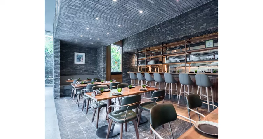 Ресторан The Pig and Palm в Себу: Michelin-starred, Звезда Мишлен, Ресторан, Restaurant, Bar, Бар,