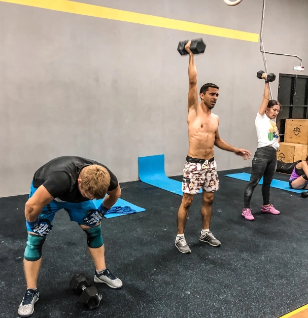 Центр функциональной подготовки Burpee Elite Fitness в Адлере: Тренажерный зал, Боевые искусства, Массаж, Персональные тренировки,