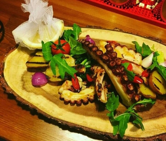 Ресторан Шафран Гурман в Адлере: Грузинская кухня, Кофе на вынос, Шашлычная, Русская кухня, Детская комната, Банкетный зал,