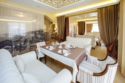 Ресторан Bliss House в Адлере: Винный бар, Итальянская кухня, Терраса, Блюда на мангале, Узбекская кухня,