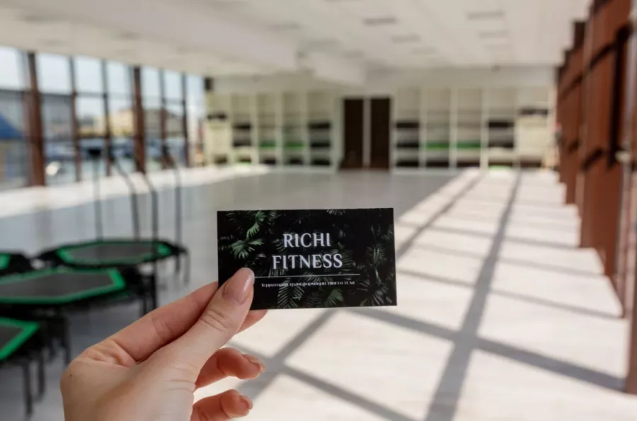 Женская фитнес-студия Richi fitness в Адлере: Пилатес, Фитнес, Йога, Стрип-пластика, Стретчинг,