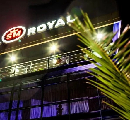 Ресторан "SM Royal".