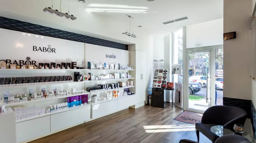 Центр красоты и здоровья Babor beauty spa в Краснодаре: Инъекционные процедуры, Лазерная косметология, Удаление новообразований, Русский массаж, Аппаратный массаж, Релаксирующий массаж, Детский массаж, Лимфодренаж,