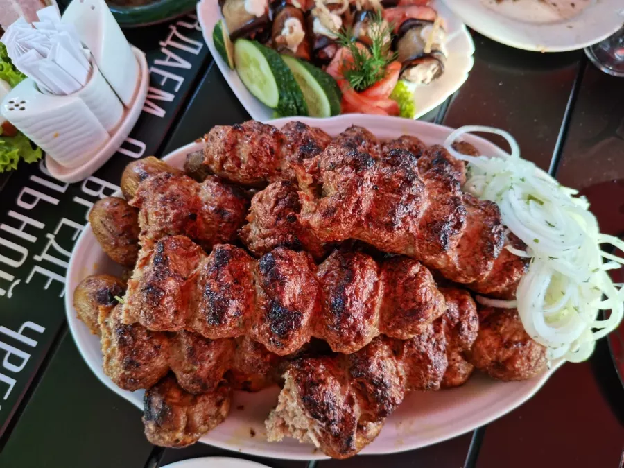 Кафе Малая Бухта в Анапе: Итальянская кухня, Кавказская кухня, Доставка, Кофе с собой, Чай с собой, Европейская кухня,