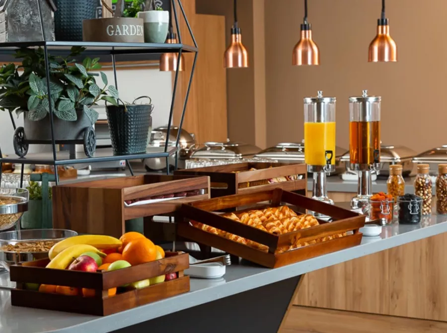 Гостиница Hampton by Hilton Krasnodar в Краснодаре: Отель, Гостиница, Номера, Ресторан, Бизнес центр,