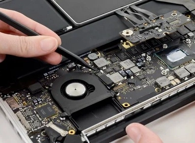Торгово-сервисный центр Apple Wood в Краснодаре: Ремонт, Качественный ремонт, Продажа мобильных телефонов, Ремонт мобильных телефонов, Доставка, Аксессуары,
