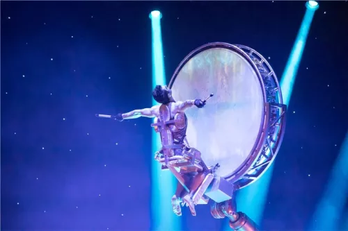 Аквашоу La Perle  в  Дубаи