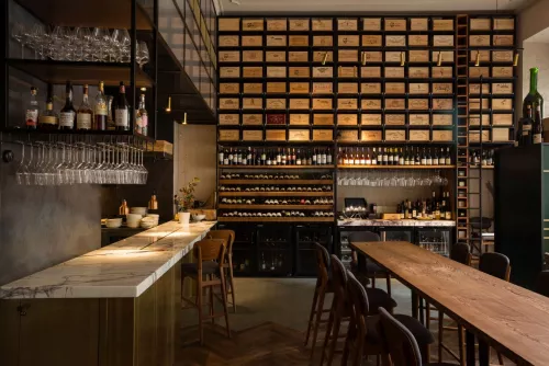 Ресторан LEO Wine&Kitchen в Ростове-на-Дону