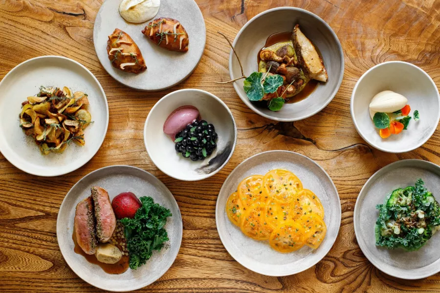 Ресторан LEO Wine&Kitchen в Ростове-на-Дону: Ресторан, Кафе, Классическая кухня, Алкоголь, Доставка,