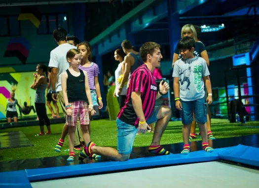 Батутный центр "Bounce Dubai"