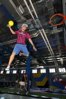 Батутный центр "Bounce Dubai"