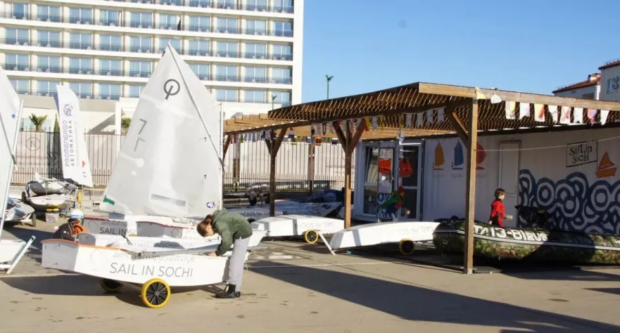 Спортивный клуб Sail в Адлере: Яхтинг,