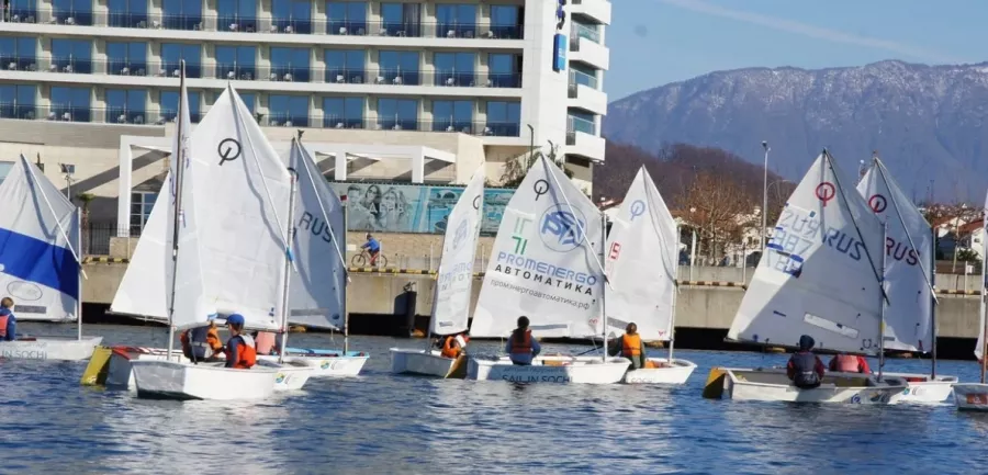 Спортивный клуб Sail в Адлере: Яхтинг,