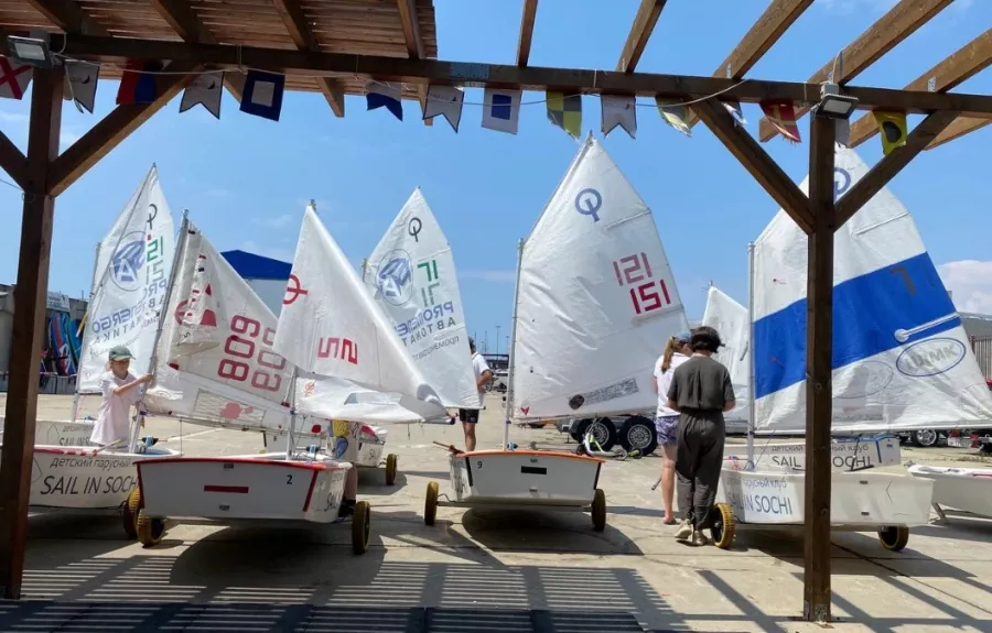 Спортивный клуб Sail в Адлере: Яхтинг,