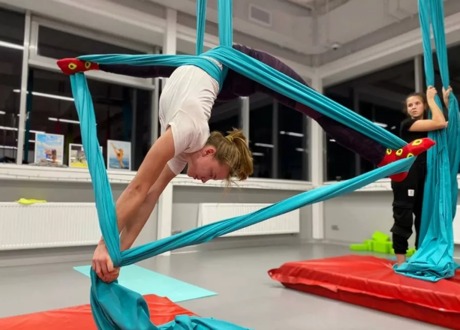 Воздушная гимнастика Pole sport в Адлере: Гимнастика, Хореография, Стретчинг,