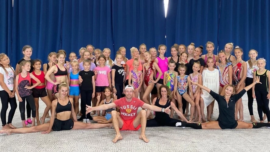 Воздушная гимнастика Pole sport в Адлере: Гимнастика, Хореография, Стретчинг,