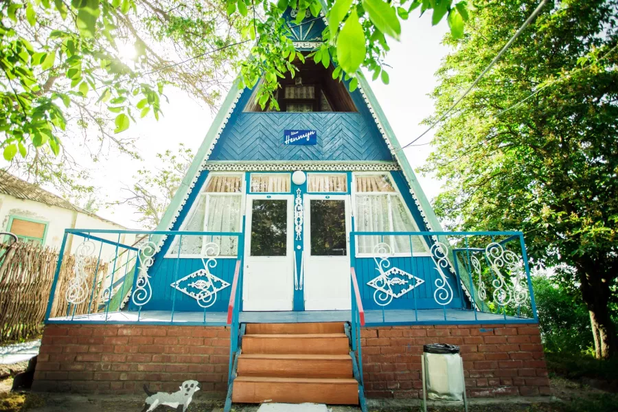 База отдыха Родник в Ростове-на-Дону: Можно с животными, Тренажерный зал, Беседки, Банкетный зал, Детский уголок, Парковка,