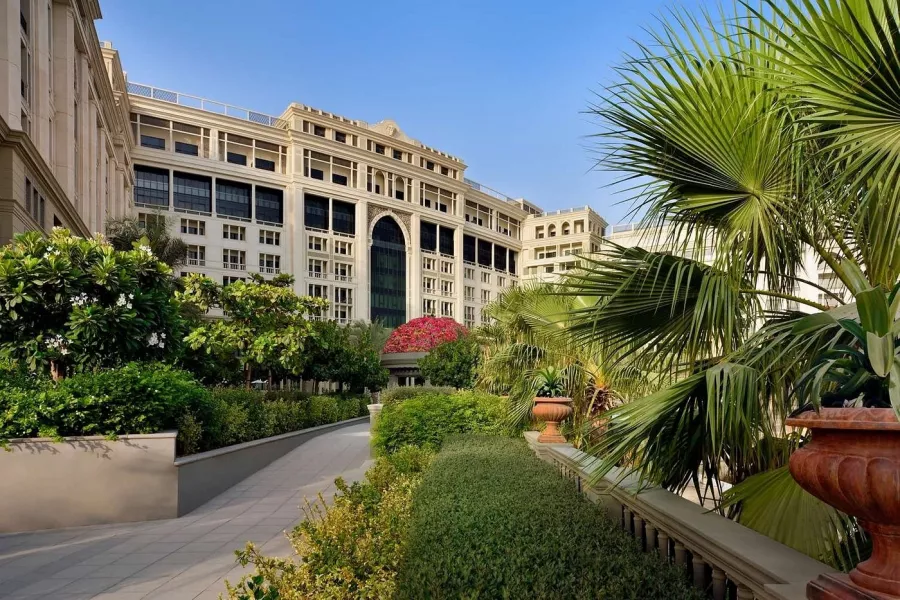 Отель Palazzo Versace Dubai 5* в Дубаи: Итальянмкий стиль , Версаче отель , Элитный отель , Детская комната , Конференц-зал,