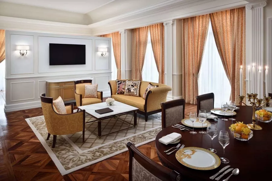 Отель Palazzo Versace Dubai 5* в Дубаи: Итальянмкий стиль , Версаче отель , Элитный отель , Детская комната , Конференц-зал,