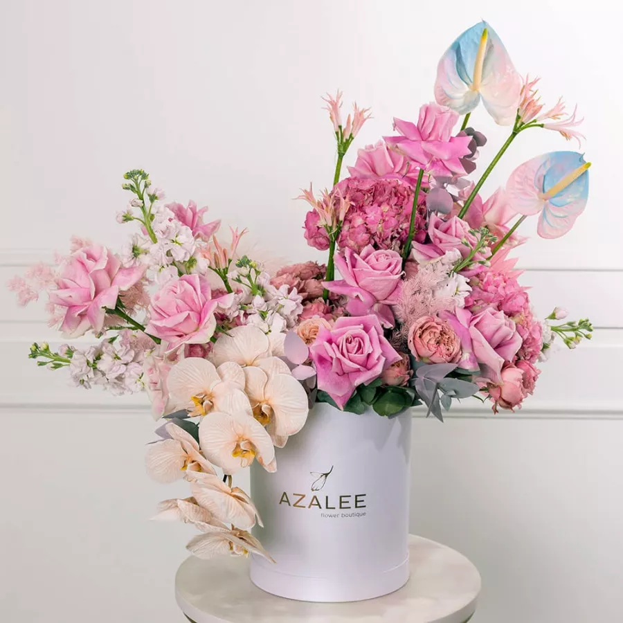 Магазин цветов Azalee Flower Boutique в Дубаи: Экибана , Композиция цветов , Букеты , Украшения на мероприятия ,