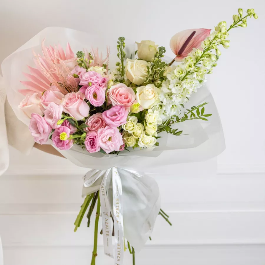 Магазин цветов Azalee Flower Boutique в Дубаи: Экибана , Композиция цветов , Букеты , Украшения на мероприятия ,