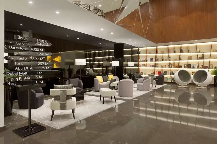 Отель Tryp by Wyndham Dubai 4* в Дубаи: Отель в центре , Открытый бассейн , Конференц-зал, Комфортные номера , Ресторан при отеле ,