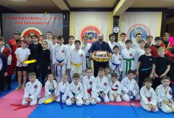 Центр спортивных единоборств "Боец".