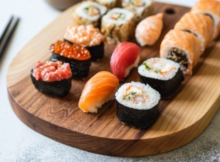 Кофейня Fusion в Адлере: Кофе на вынос, Тайская кухня, Японская кухня, Завтрак, Терраса, Винный бар,
