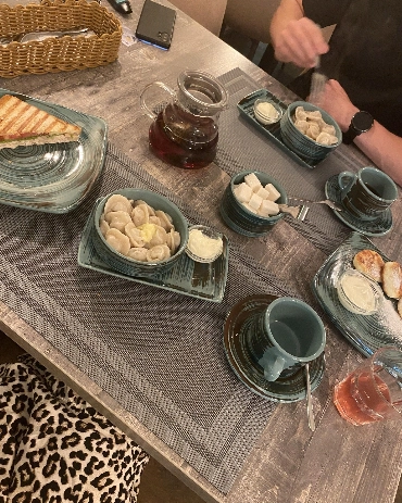 Кафе Пельмения в Туапсе: Пельменные, Русская кухня, Заказ столиков, Завтрак, Европейская кухня,