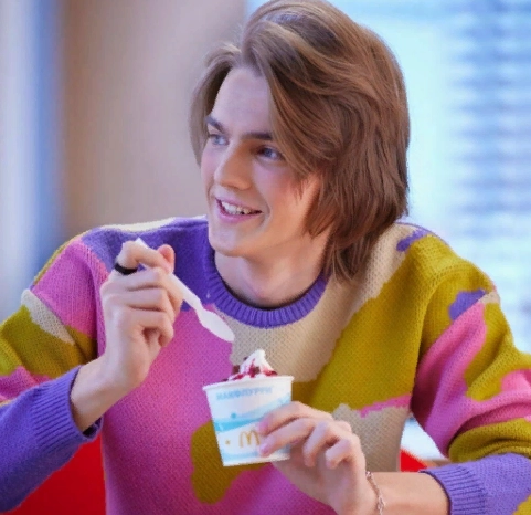 Быстрое питание Вкусно — и точка в Туапсе: Еда, Заказ навынос, Детское меню,