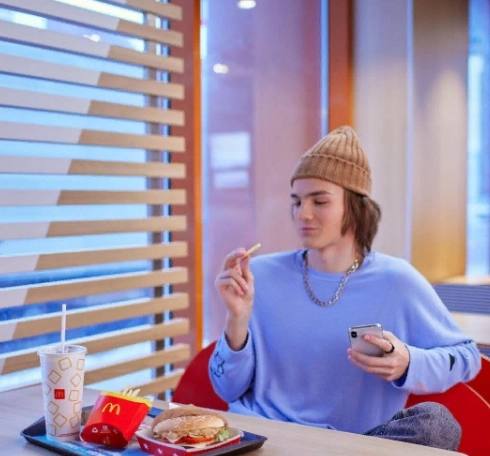 Быстрое питание Вкусно — и точка в Туапсе: Еда, Заказ навынос, Детское меню,