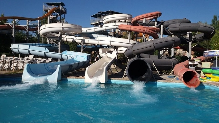 Аквапарк в Ереване Water World в Ереване: Аттракционы, Пенные Вечеринки, Гидромассажные Ванны, Семейный отдых,