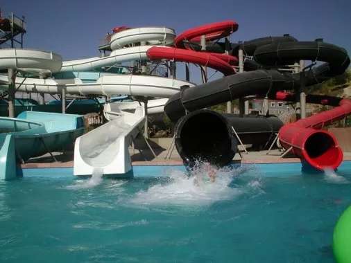 Аквапарк в Ереване "Water World".
