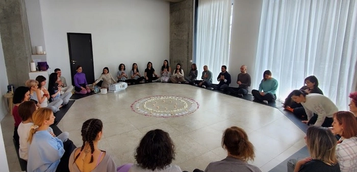 Студия йоги в Ереване Guru Yoga Studio в Ереване: Онлайн Занятия, Гармония Физического Здоровья, Релакс, Нравственно-Духовная Красота,